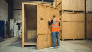 تخزين الأثاث الخشب والأجهزة