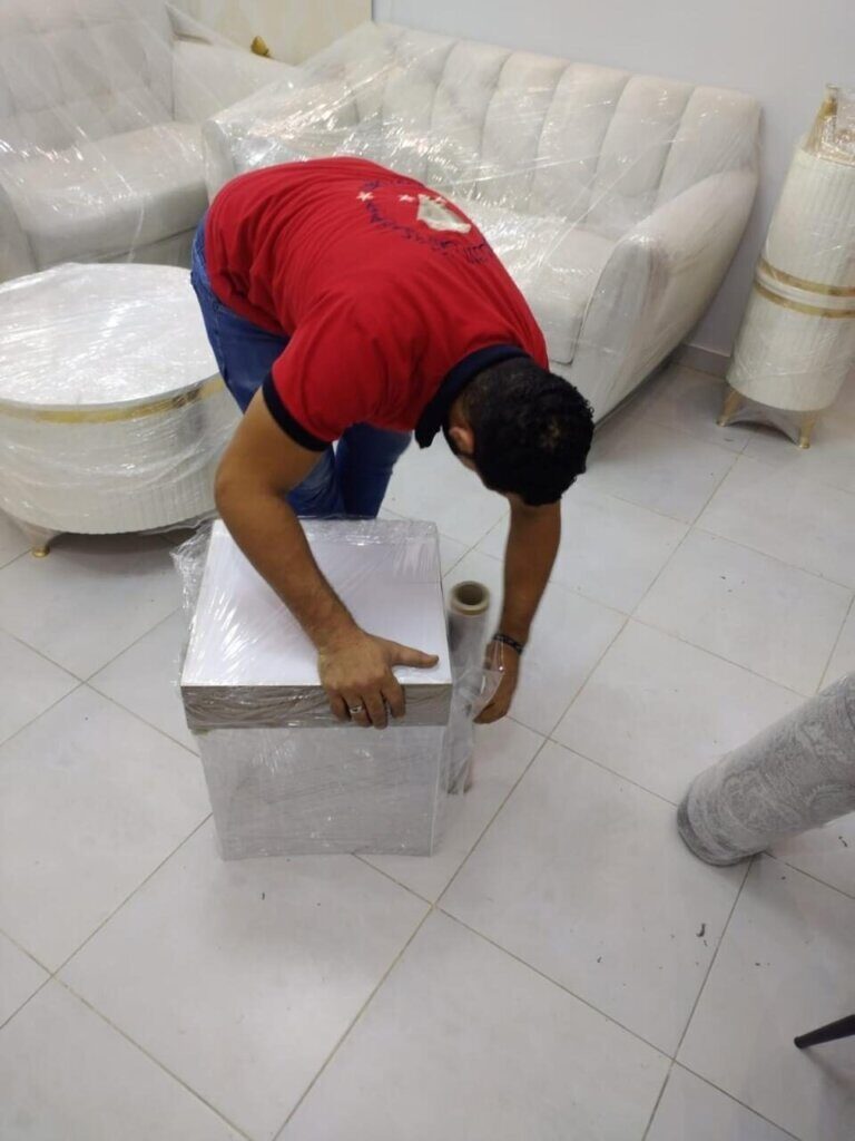 نقل العفش داخل وخارج مكة